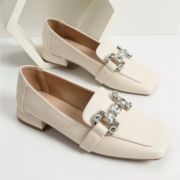 Cream Rhinestone Square Toe Loafers Shoes Size 7 - Picture 1 of 9